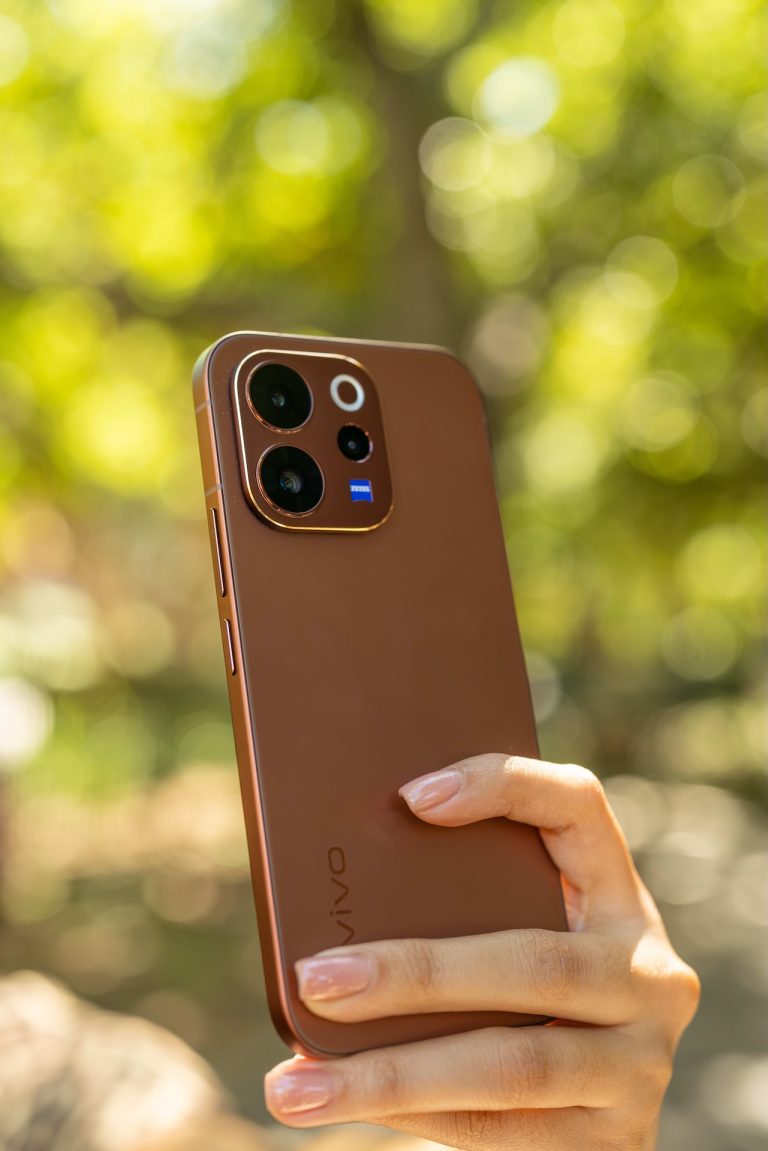 vivo smartphone shot for the #ColoursOfSA campaign, photographed by Indirect Media