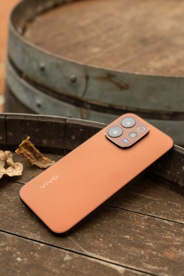 vivo smartphone shot for the #ColoursOfSA campaign, photographed by Indirect Media