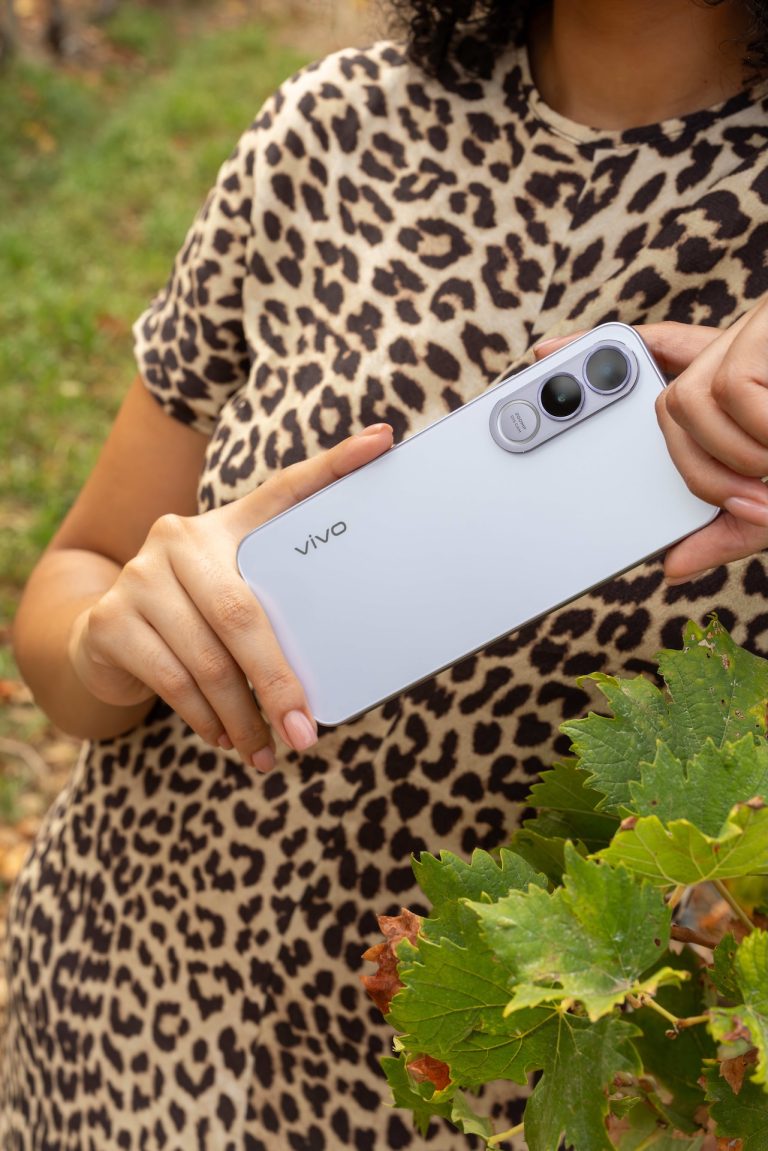 vivo smartphone shot for the #ColoursOfSA campaign, photographed by Indirect Media